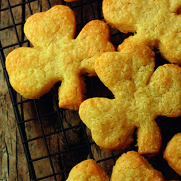 Farmhouse Cheddar Cheese Biscuits